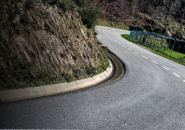Buracos e falhas no pavimento levam Câmara de Vale de Cambra a pagar €759 em franquias de seguros