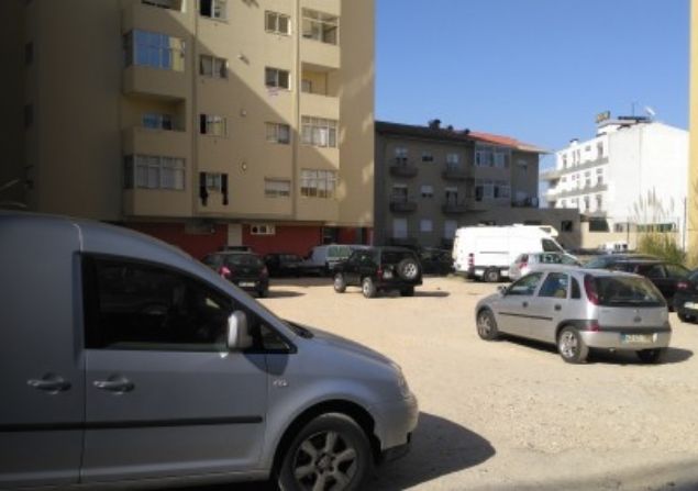 Mais um negócio imobiliário. Autarquia de Azeméis investe € 150 mil euros na aquisição de garagens para libertar estacionamento